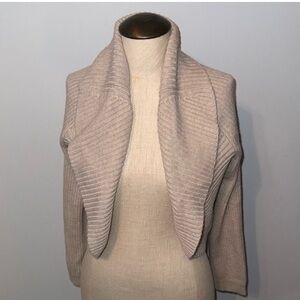 White House Black Market Beige cocoon  Cropped Sweater